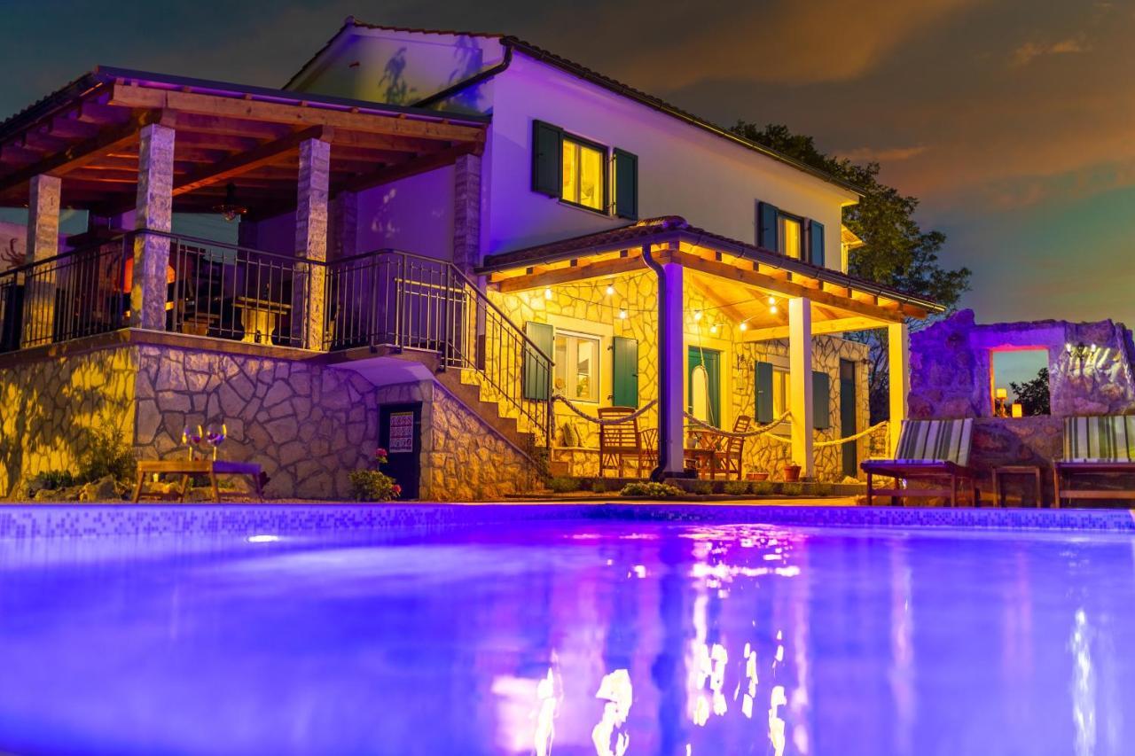 Villa Adastra Малинска Экстерьер фото